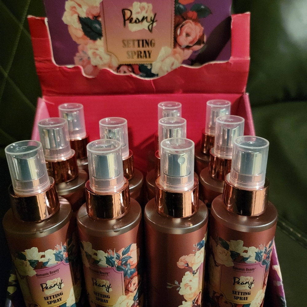 Setting spray by Romantic beauty